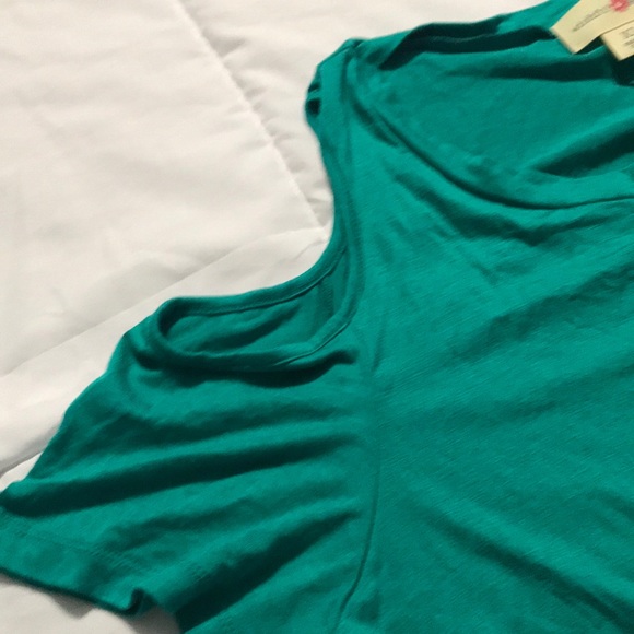 Green Tunic - Picture 4 of 4